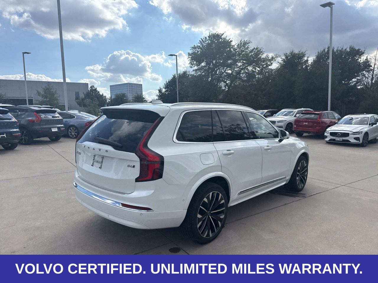 Certified 2026 Volvo XC90 B6 Plus AWD/4WD image 7