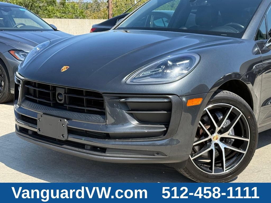 Used 2023 Porsche Macan AWD/4WD image 2