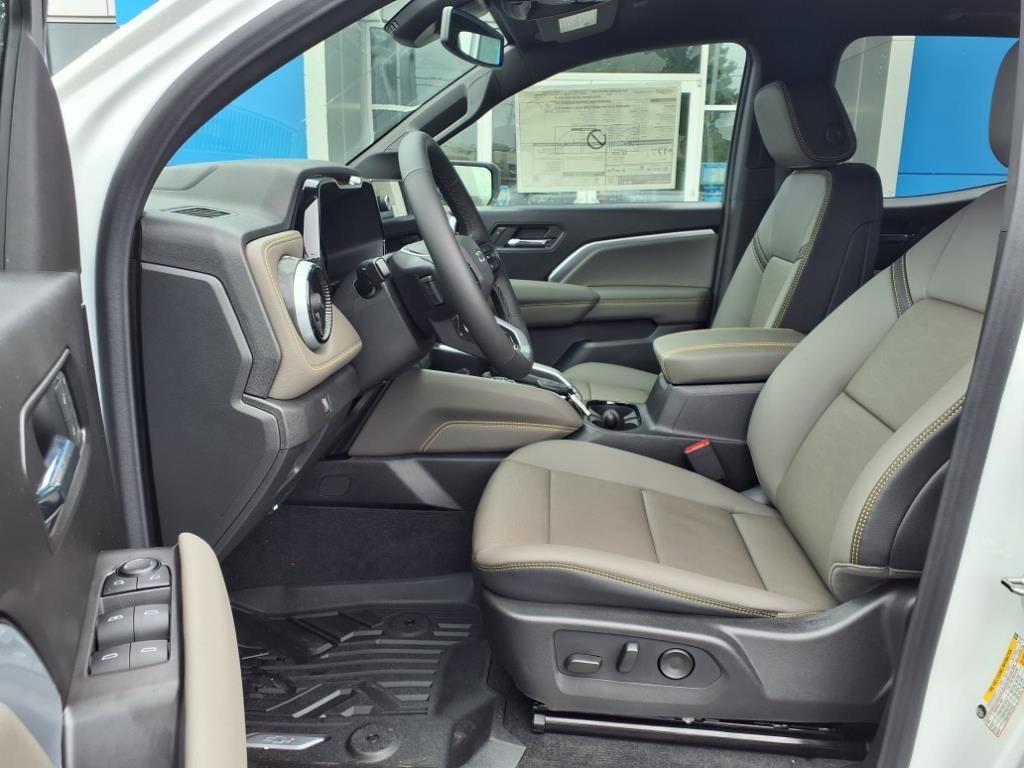 New 2026 Chevrolet Colorado ZR2 image 8
