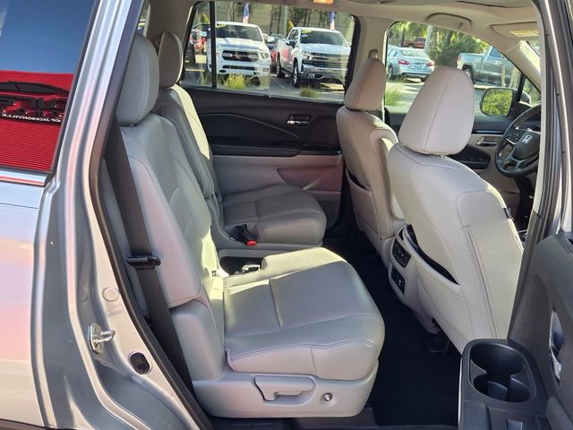 Used 2019 Honda Pilot Elite image 18