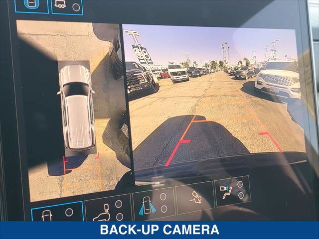 Used 2026 GMC Yukon Denali Ultimate w/ LPO, Floor Liner Package AWD/4WD image 17