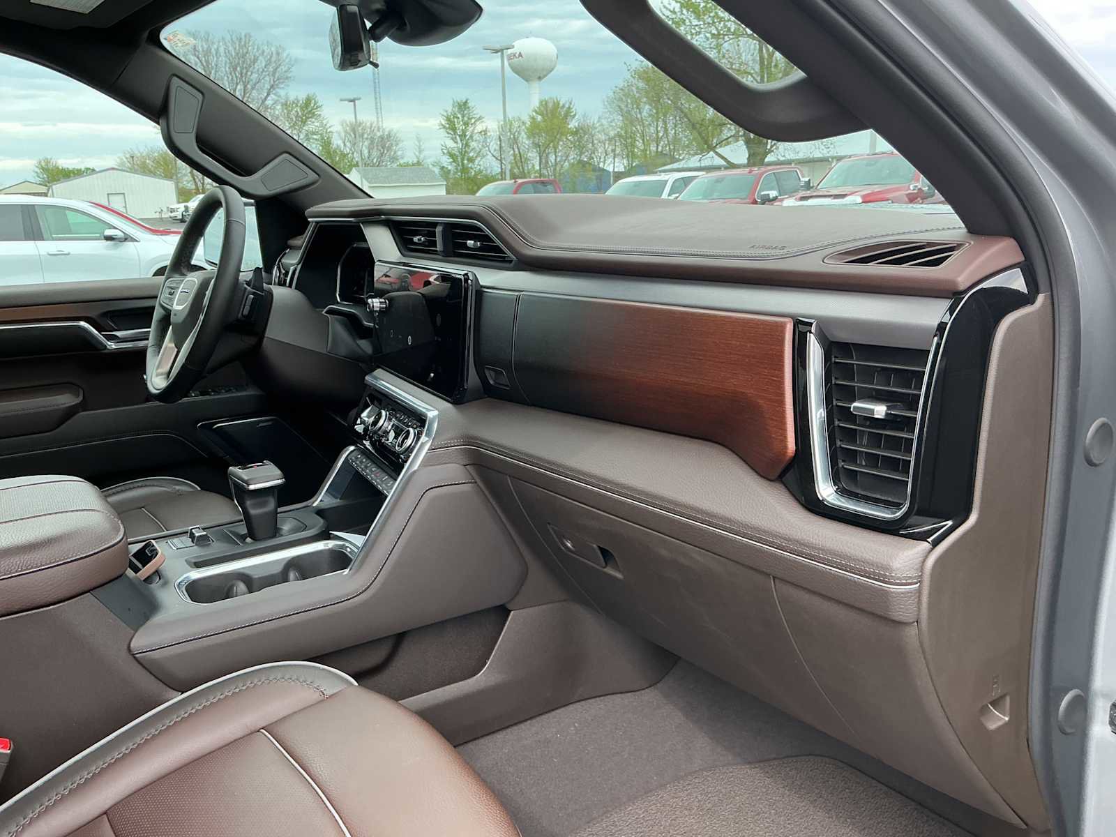 Used 2024 GMC Sierra 1500 Denali w/ Denali Reserve Package image 26