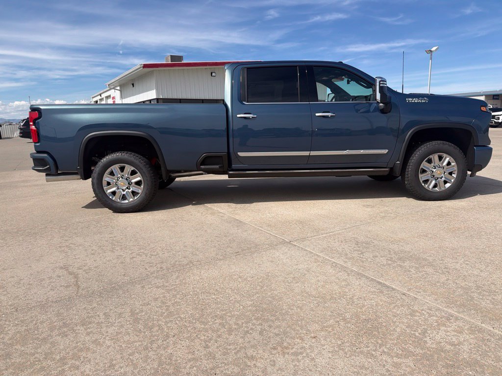 New 2026 Chevrolet Silverado 3500 High Country w/ Technology Package AWD/4WD image 6
