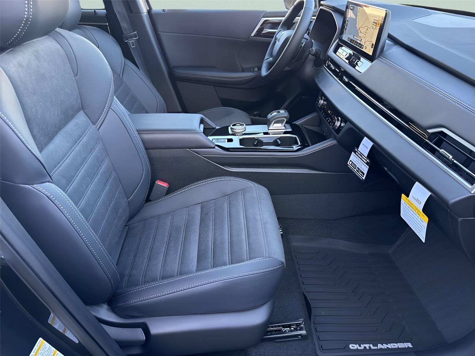 New 2026 Mitsubishi Outlander SE FWD image 26