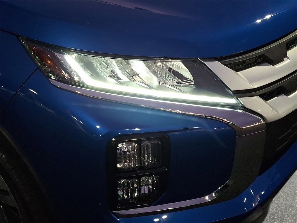 Used 2021 Mitsubishi Outlander Sport ES image 16