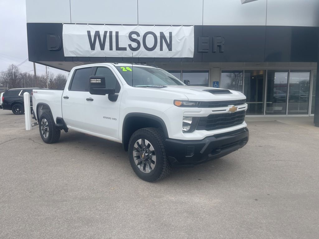 Used 2024 Chevrolet Silverado 2500 Custom w/ Custom Value Package