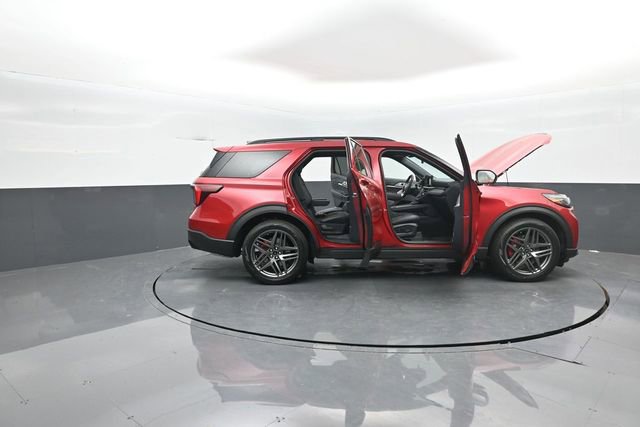 New 2026 Ford Explorer ST w/ Sun And Sound Package image 34