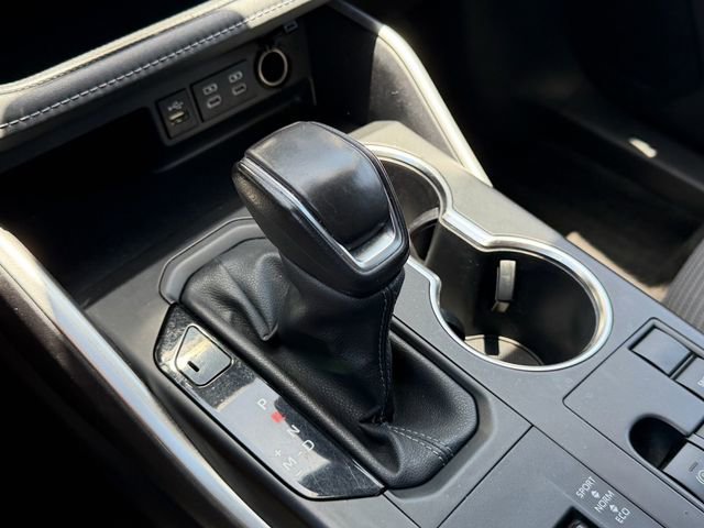 Used 2023 Toyota Highlander LE FWD image 26