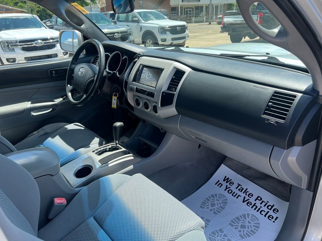 Used 2006 Toyota Tacoma PreRunner image 18