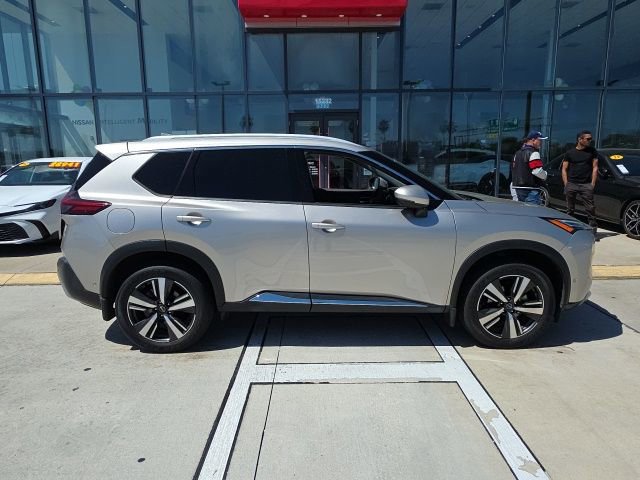 Used 2023 Nissan Rogue Platinum w/ Platinum Premium Package AWD/4WD image 3