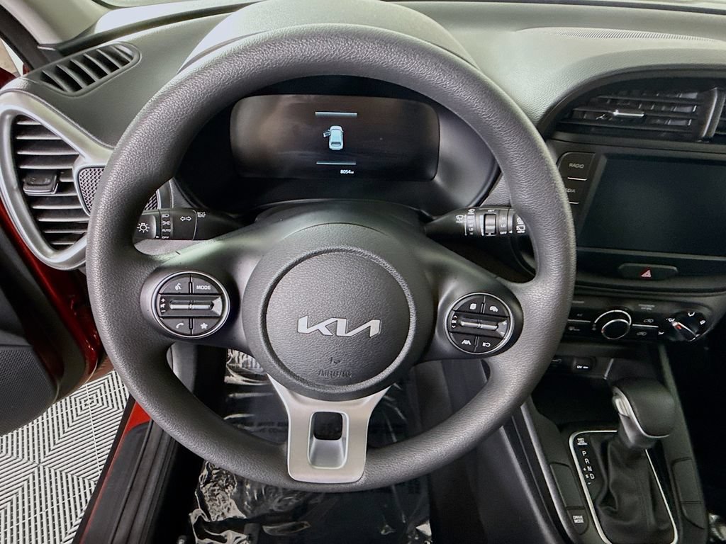 Certified 2023 Kia Soul LX w/ LX Technology Package FWD image 19