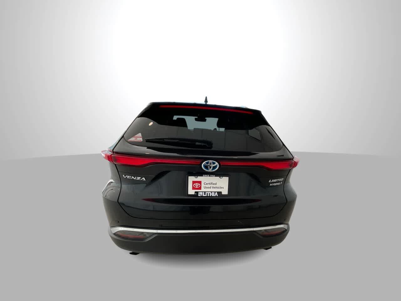 Used 2022 Toyota Venza Limited AWD/4WD image 7