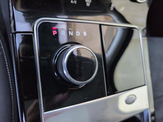Used 2019 Land Rover Range Rover Velar AWD/4WD image 12
