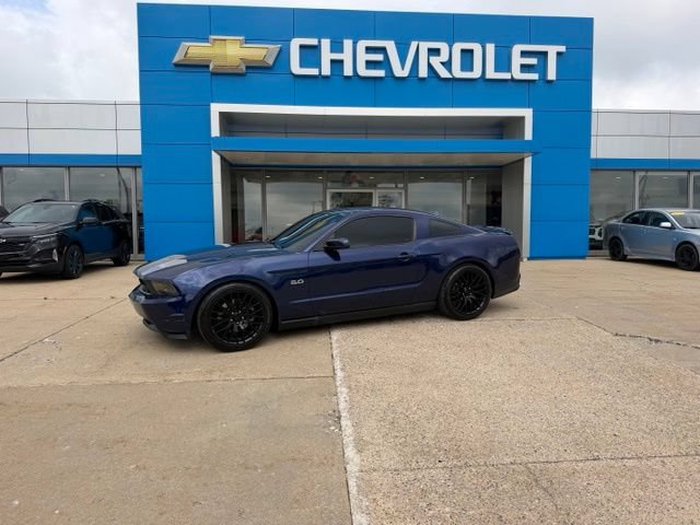 Used 2012 Ford Mustang GT Premium RWD image 2