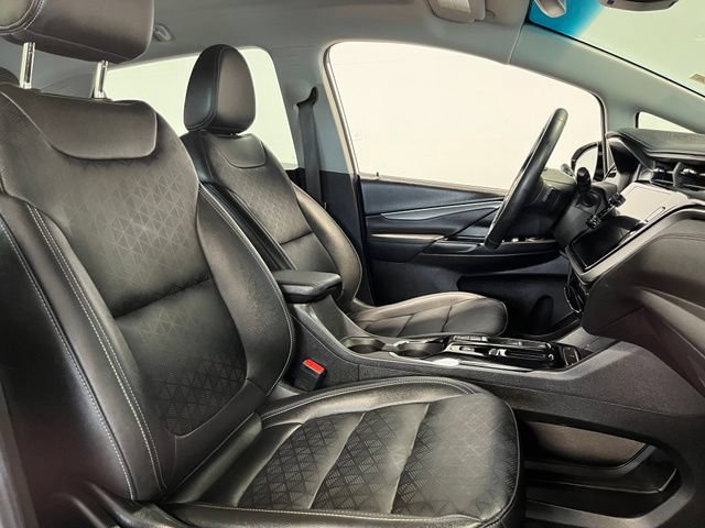 Used 2023 Chevrolet Bolt LT w/ Infotainment Package FWD image 10