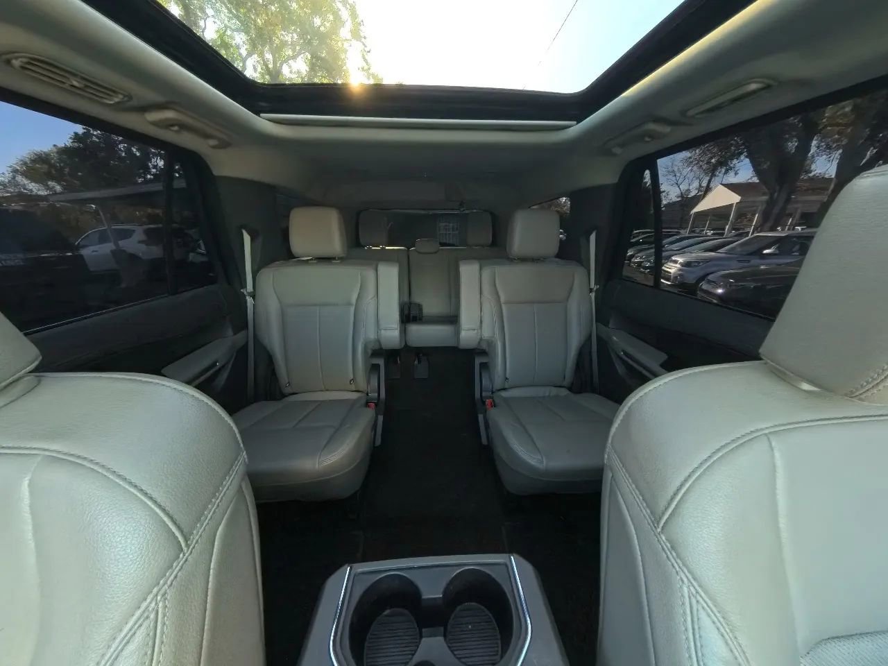 Used 2020 Ford Expedition XLT w/ Equipment Group 202A image 26