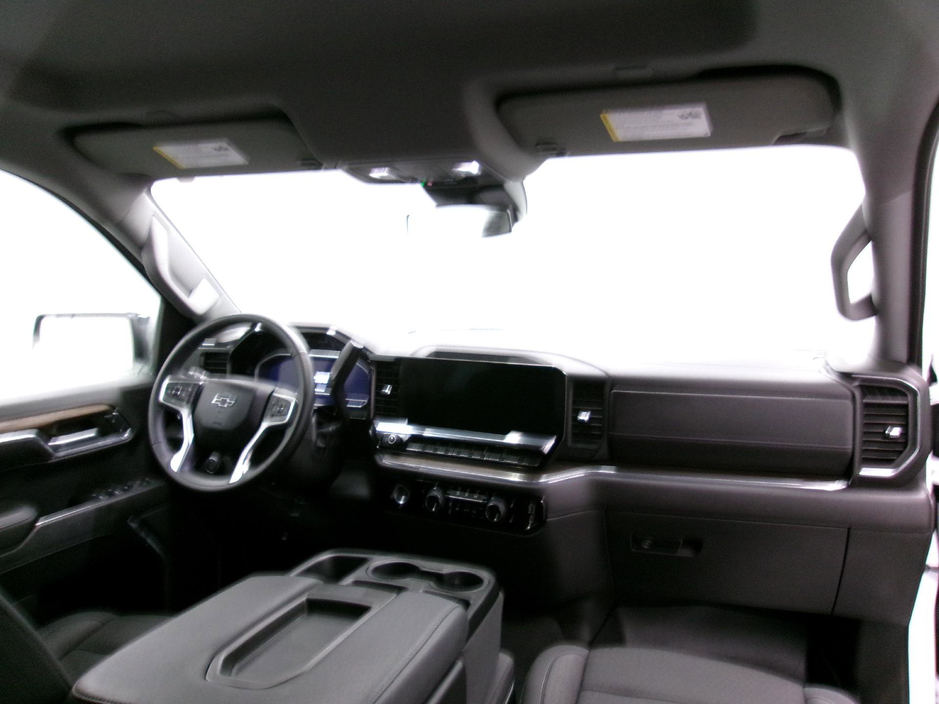 Certified 2024 Chevrolet Silverado 1500 RST w/ Z71 Off-Road Package image 3