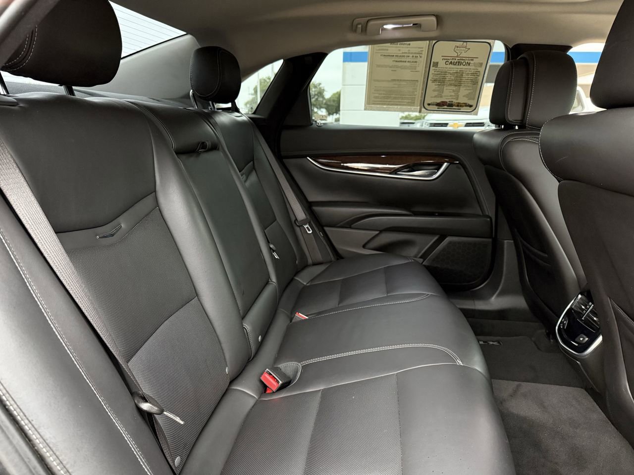 Used 2013 Cadillac XTS Luxury FWD image 26