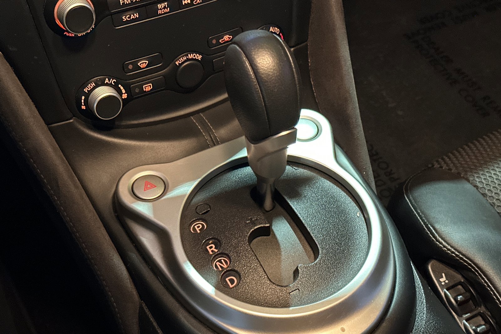 Used 2018 Nissan 370Z Touring image 19