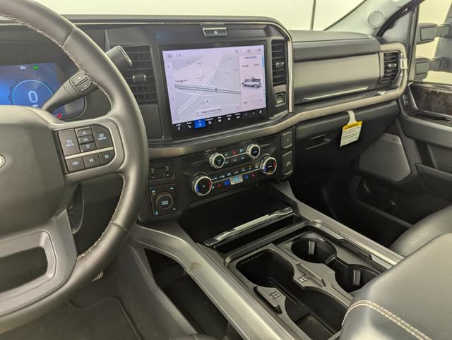 Used 2026 Ford F350 Lariat w/ Black Appearance Package AWD/4WD image 13