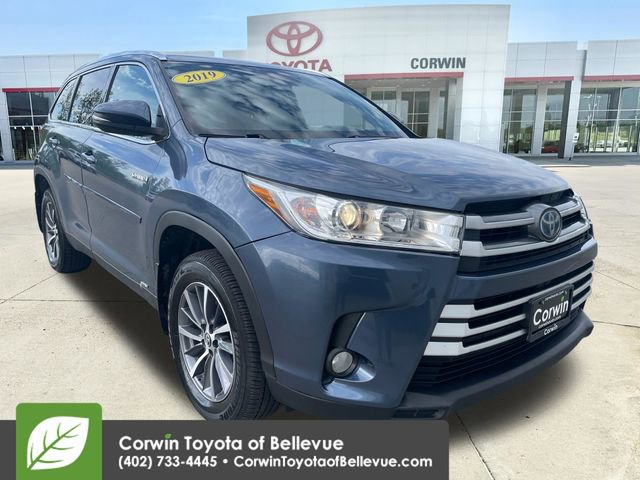 Used 2019 Toyota Highlander XLE w/ Protection Package #3