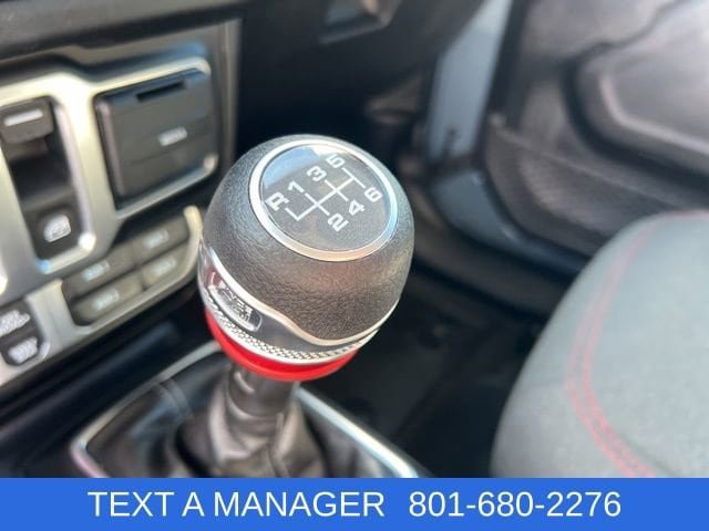 Used 2024 Jeep Wrangler Rubicon w/ Convenience Group AWD/4WD image 23