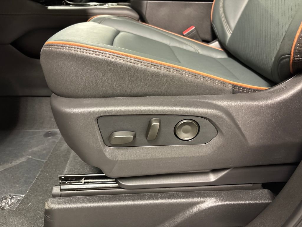 New 2026 GMC Yukon AT4 image 26