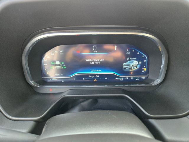 Used 2023 Chevrolet Suburban Premier image 29