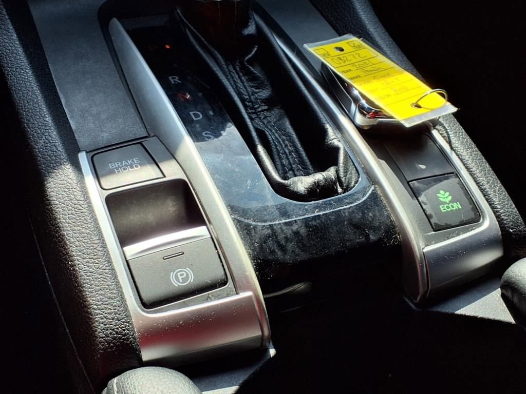 Used 2021 Honda Civic Sport image 15