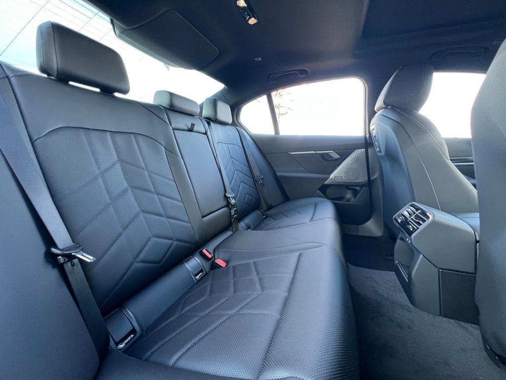 New 2026 BMW 530i xDrive w/ M Sport Package image 35