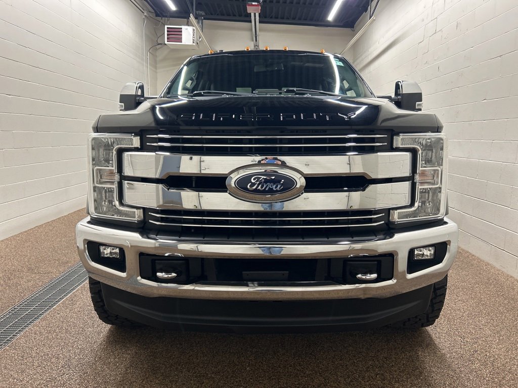 Used 2017 Ford F250 Lariat w/ Chrome Package image 6