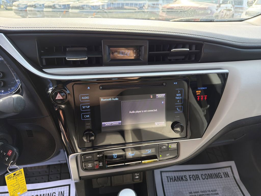 Used 2019 Toyota Corolla LE w/ Carpet Mat Package (TMS) FWD image 21