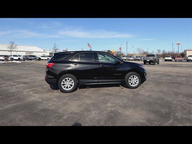 Certified 2019 Chevrolet Equinox LS w/ LS Convenience Package image 32