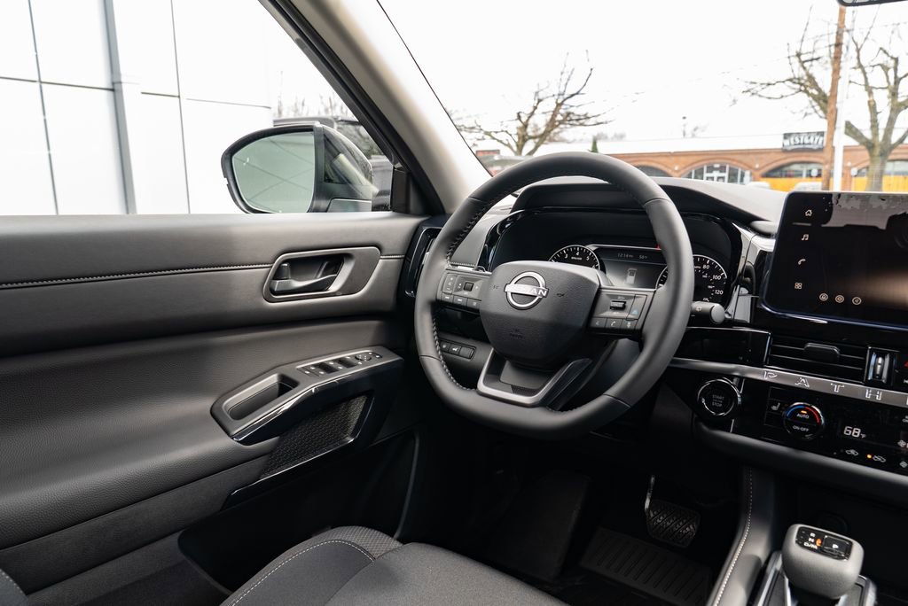New 2026 Nissan Pathfinder SV image 11