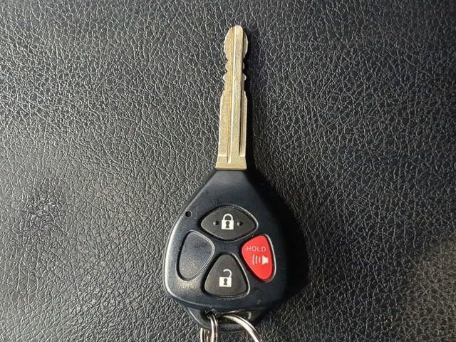 Used 2018 Toyota 4Runner TRD Off-Road AWD/4WD image 32