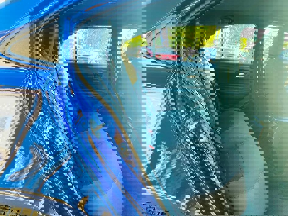 Used 2020 Toyota Corolla SE w/ Carpet Mat Package (TMS) FWD image 22