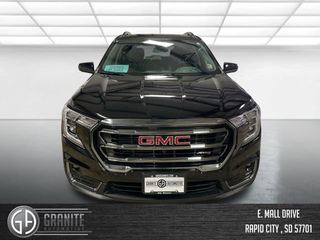 Used 2024 GMC Terrain AT4 w/ Tech Package image 8