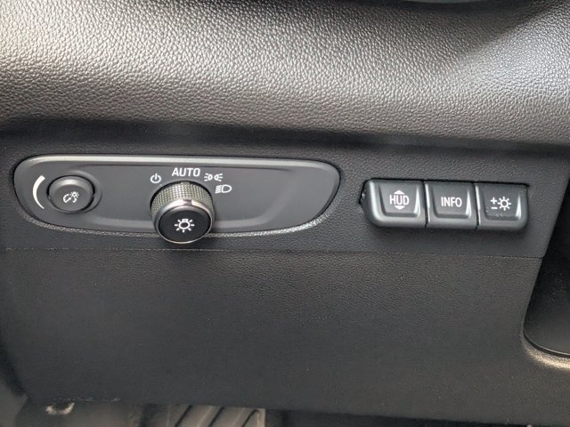 Certified 2022 Buick Envision Essence w/ Technology Package I FWD image 30