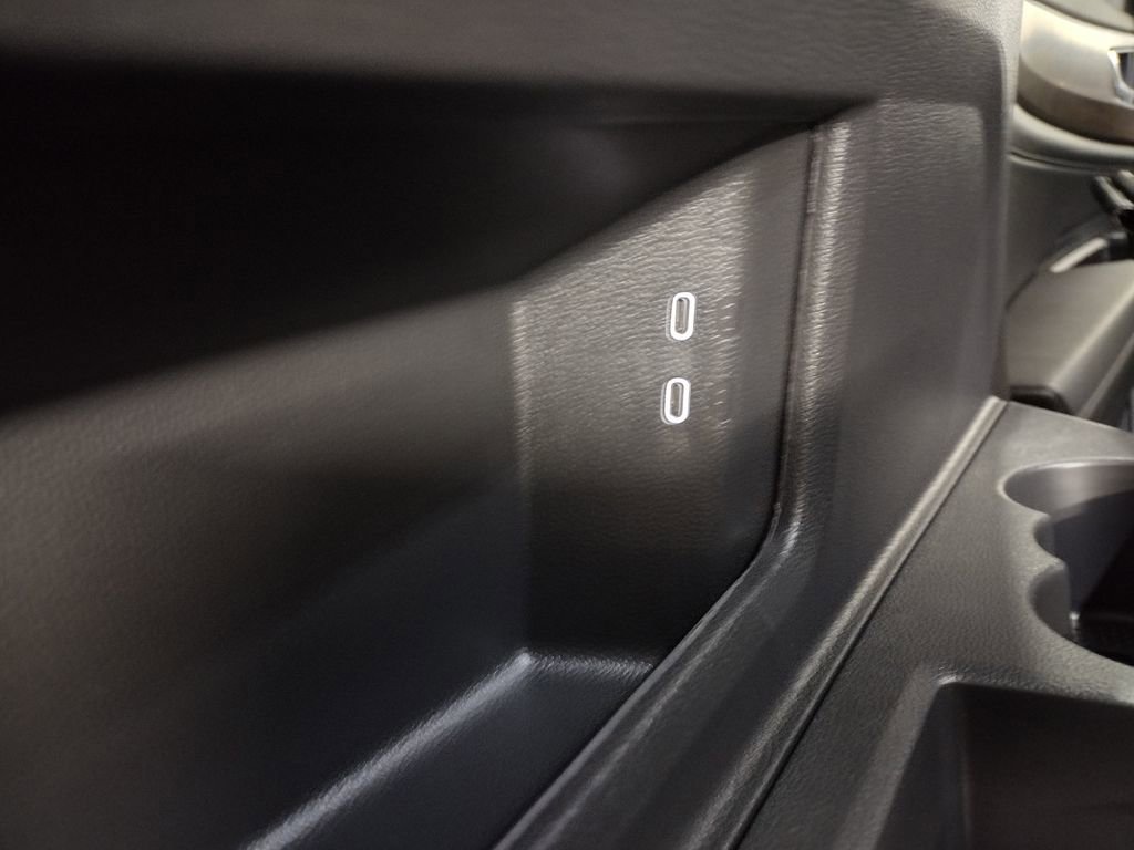 New 2026 Volkswagen Atlas SE image 18