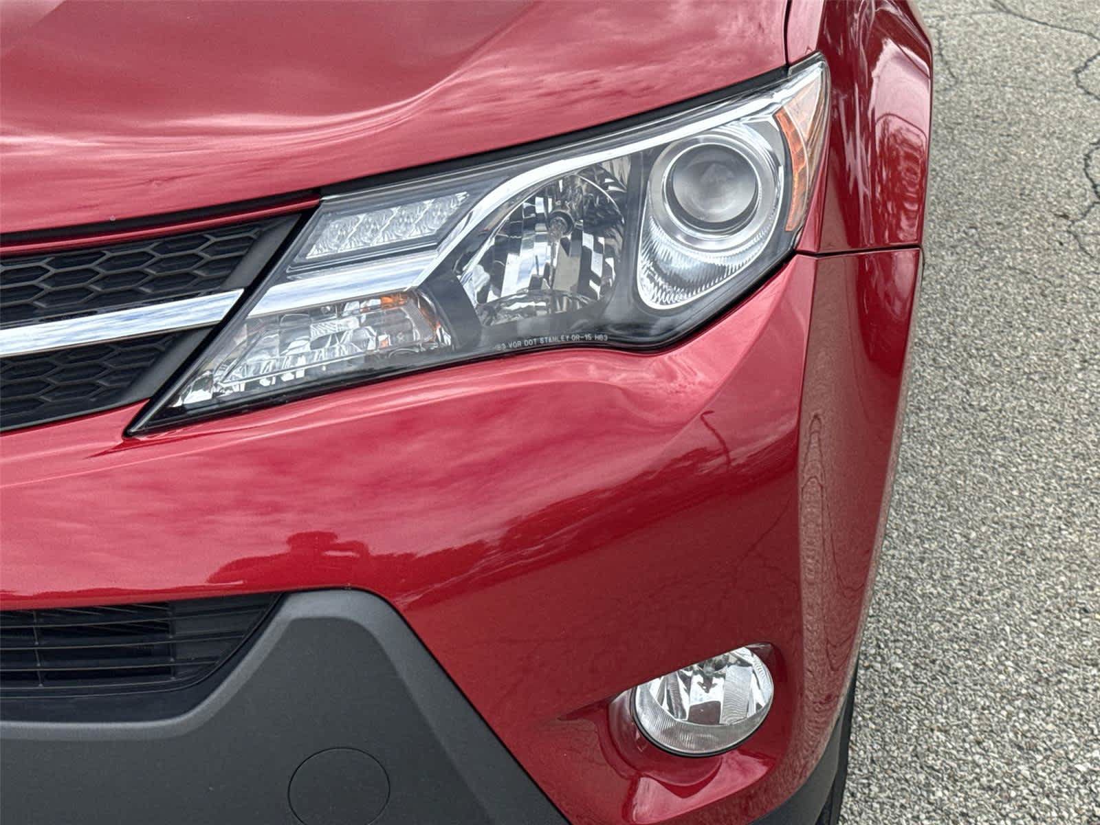Used 2013 Toyota RAV4 XLE AWD/4WD image 9