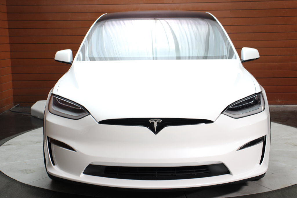 Used 2023 Tesla Model X AWD/4WD image 29