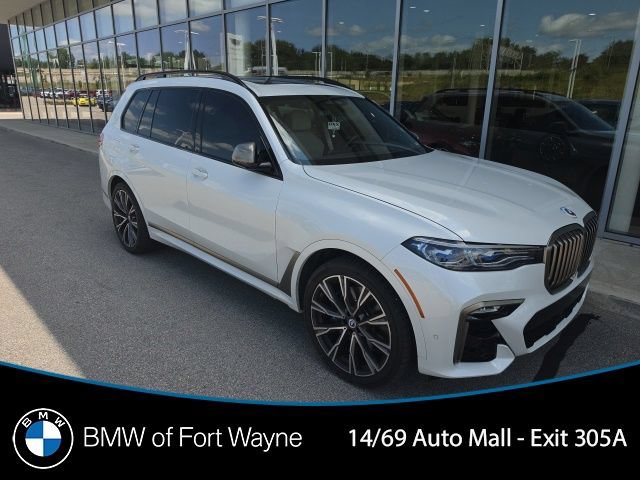 Used 2022 BMW X7 M50i w/ Dynamic Handling Package AWD/4WD image 1