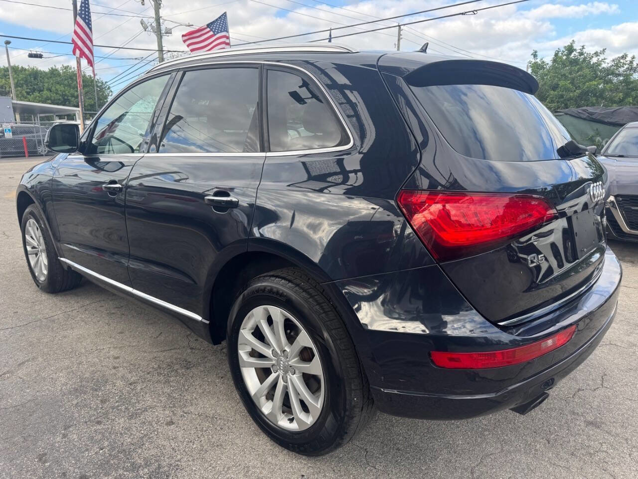 Used 2016 Audi Q5 2.0T Premium Plus w/ Technology Package image 3