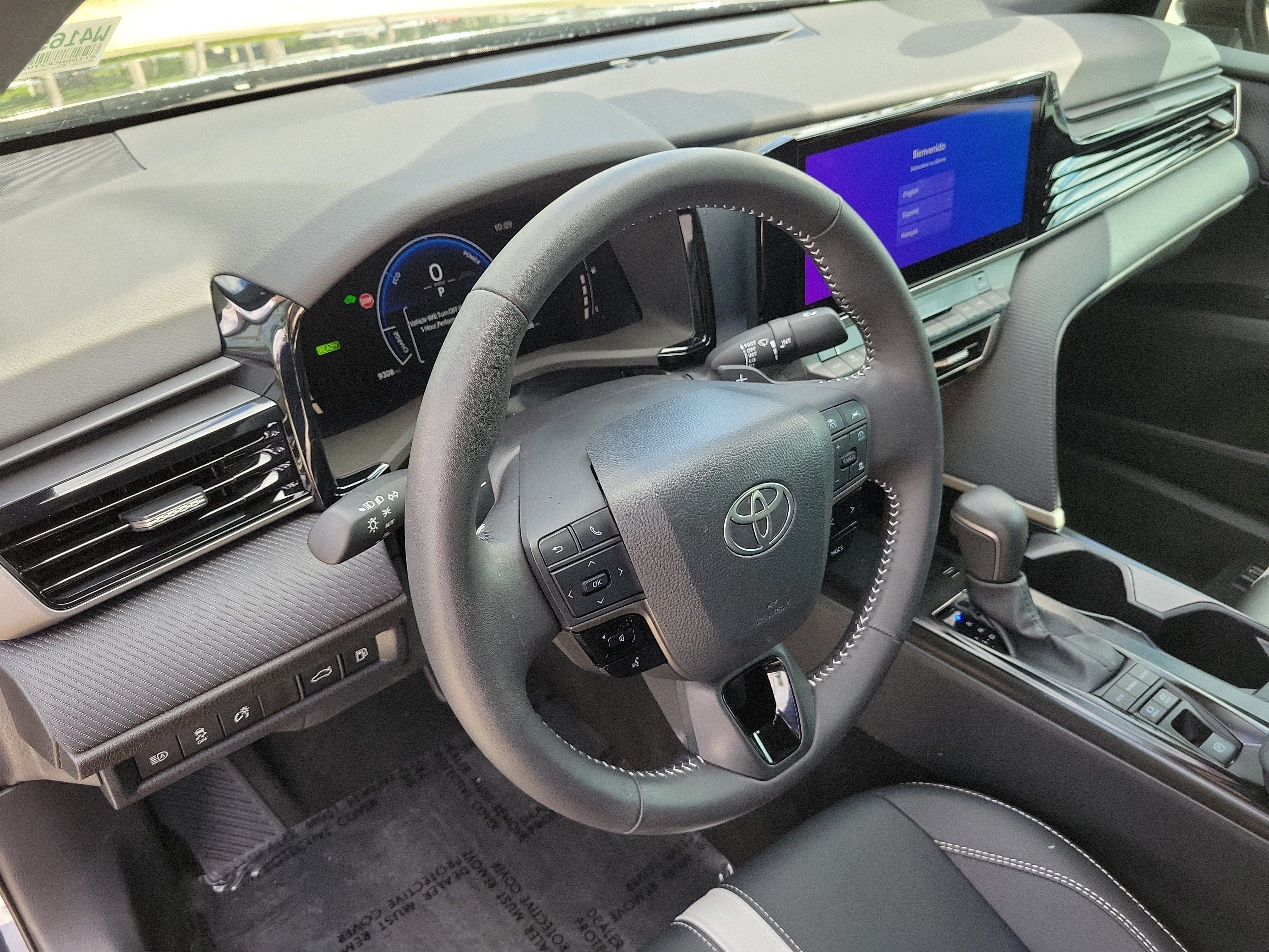 Used 2026 Toyota Camry SE w/ Multimedia Upgrade Package FWD image 23
