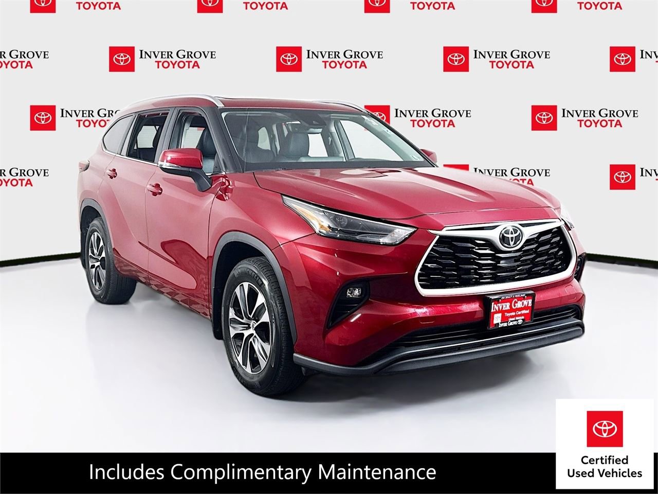 Certified 2025 Toyota Highlander XLE image 4