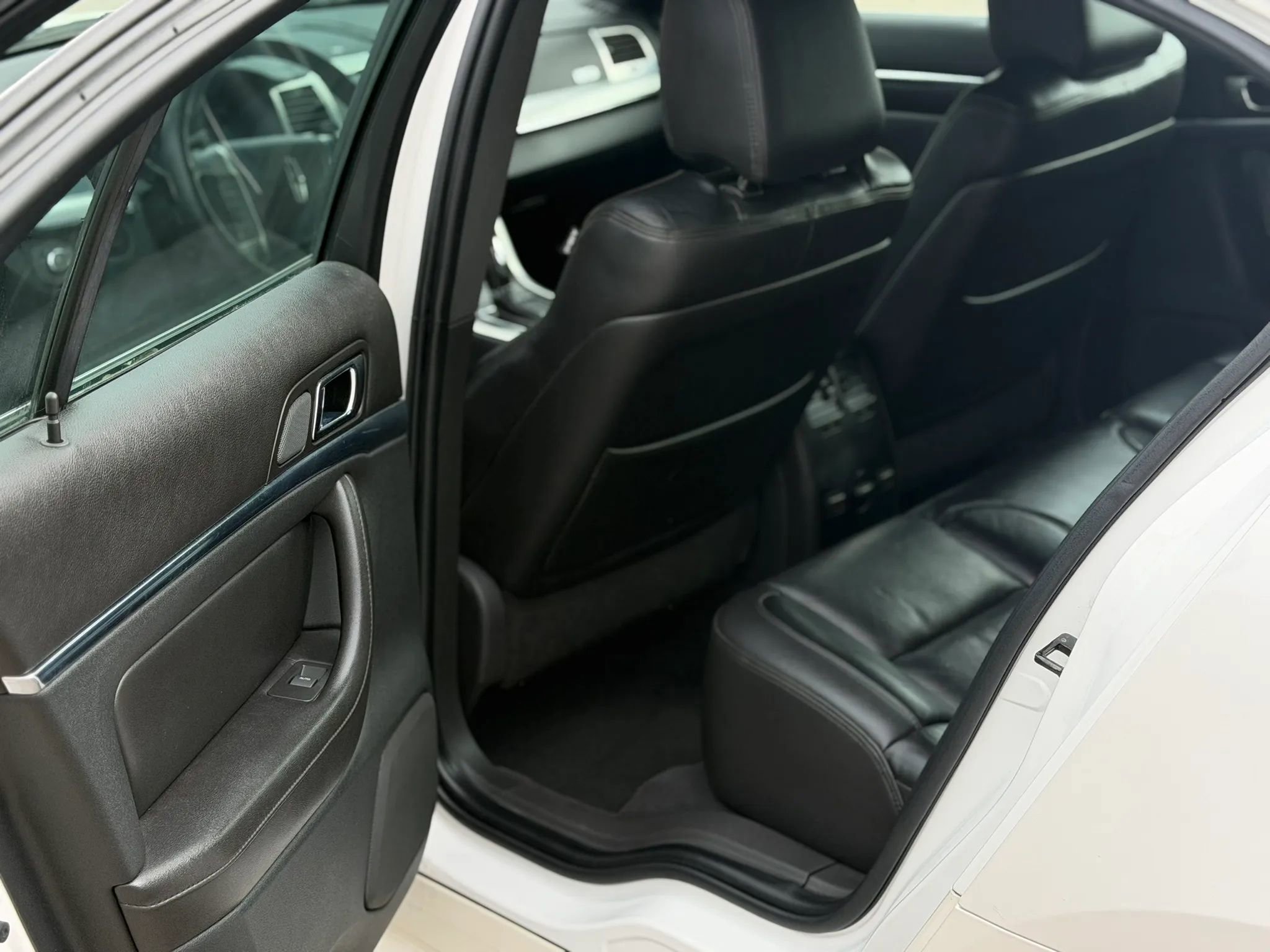 Used 2011 Lincoln MKS AWD w/ 201A Rapid Spec Order Code image 10