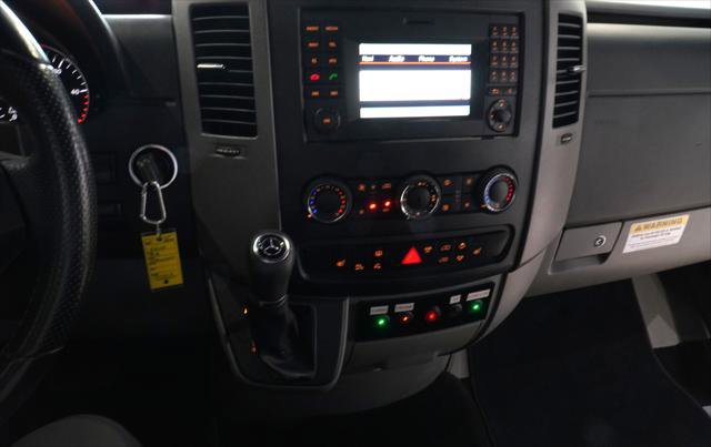 Used 2018 Mercedes-Benz Sprinter 2500 image 18