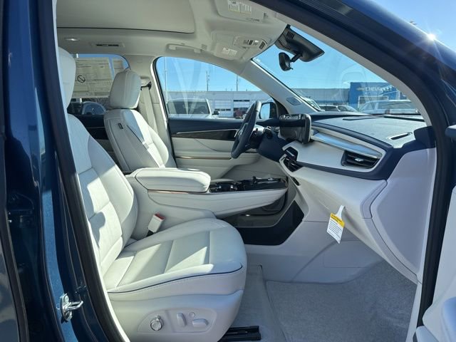 New 2026 Buick Enclave Avenir w/ Super Cruise Package AWD/4WD image 56