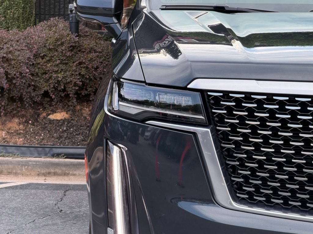 Used 2022 Cadillac Escalade Premium Luxury w/ Performance Package AWD/4WD image 5