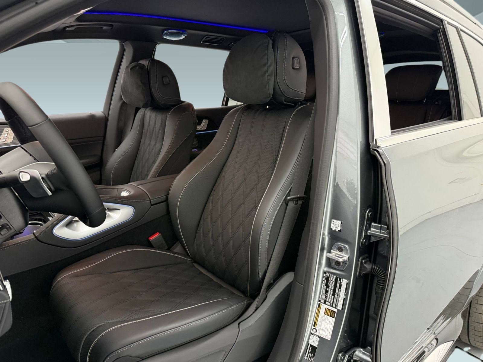 New 2026 Mercedes-Benz Maybach GLS 600 4MATIC image 4